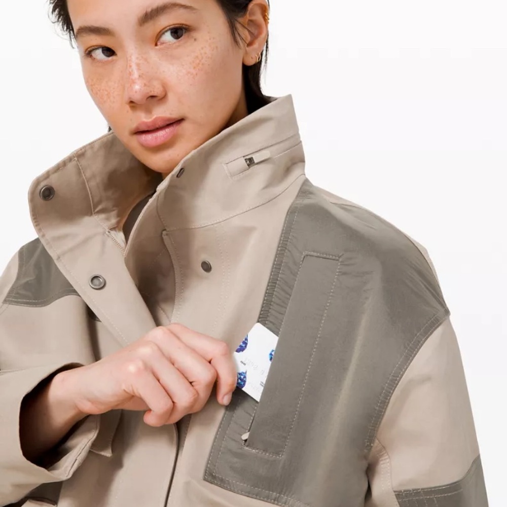 Lululemon Gathering Storm Short Jacket Size 4